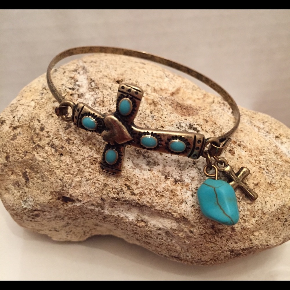 Bracelet w/Turquoise Magnesite